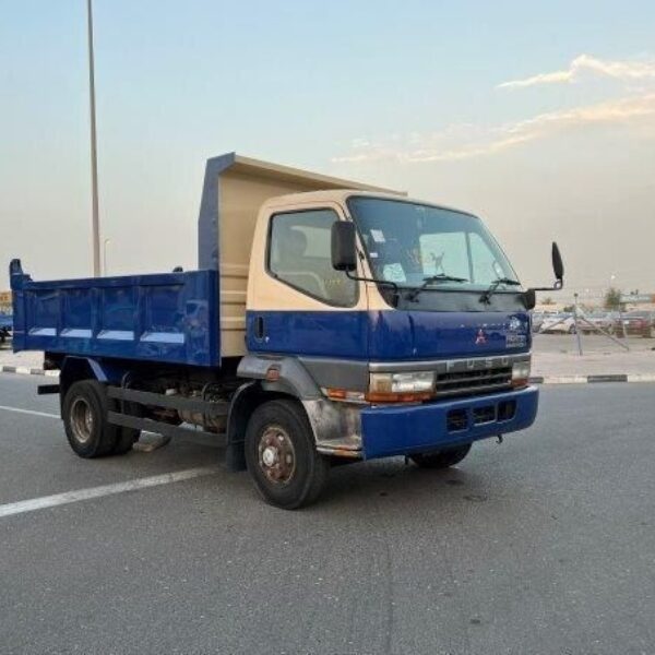 MITSUBISHI FIGHTER 2000