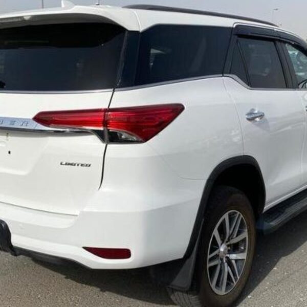 2020 TOYOTA FORTUNER 4WD