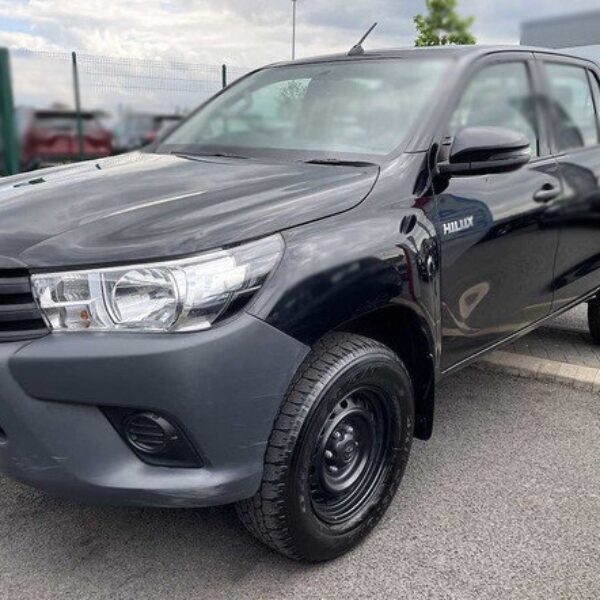 TOYOTA HILUX MANUAL DIESEL 2020 LHD