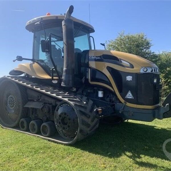 2015 CHALLENGER MT765D