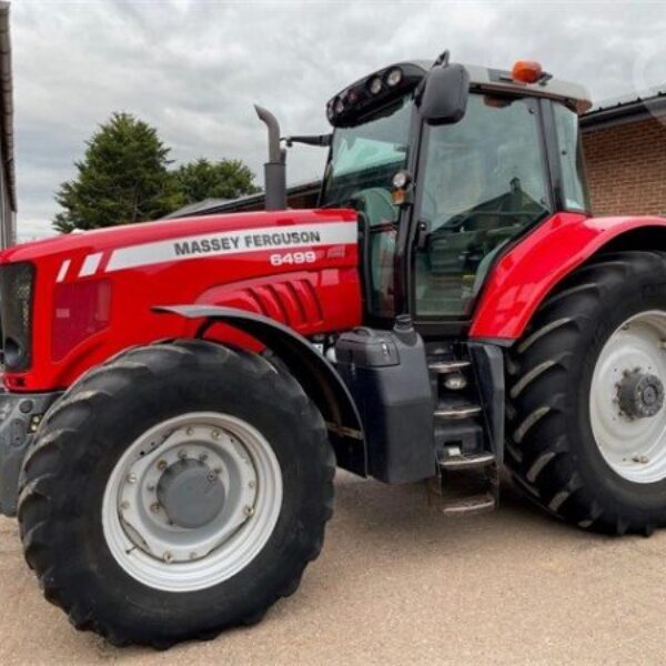 2010 MASSEY FERGUSON 6499