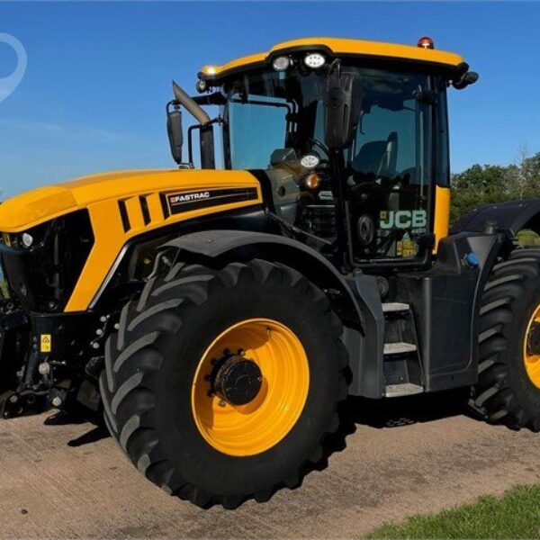2016 JCB FASTRAC 4220