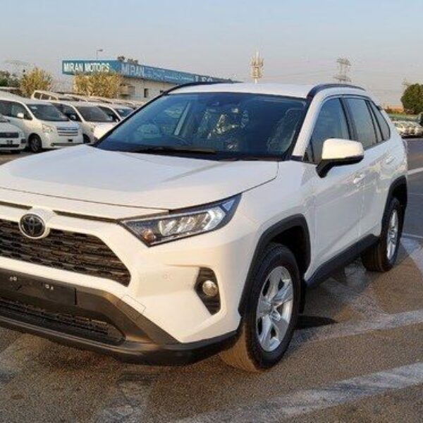 2020 TOYOTA RAV4 5 Seats