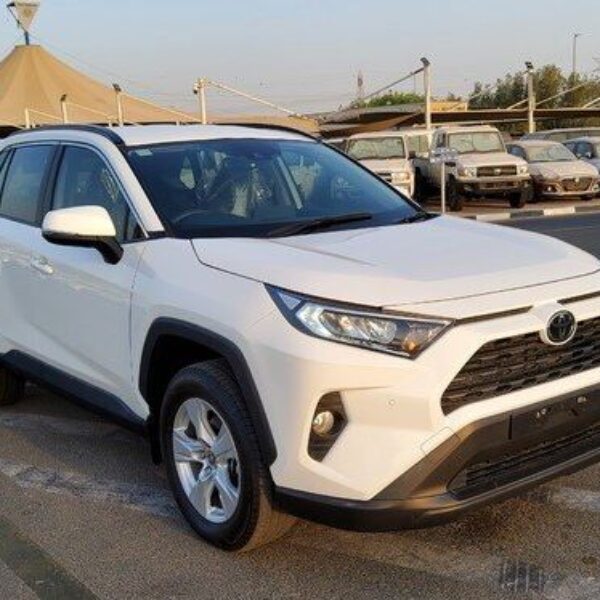 2020 TOYOTA RAV4 5 Seats