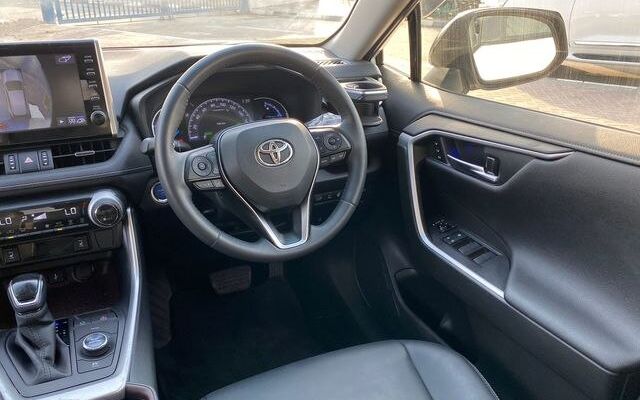 2020 TOYOTA RAV4 White 7 2020 TOYOTA RAV4 White - Image 7