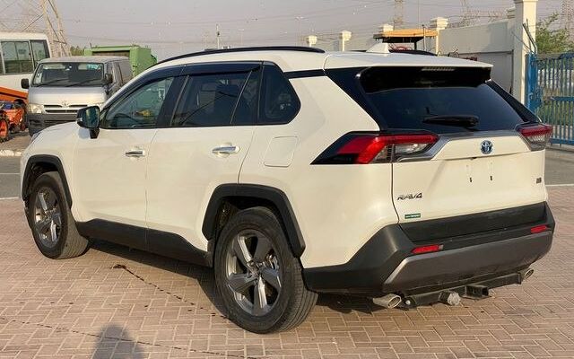 2020 TOYOTA RAV4 White 5 2020 TOYOTA RAV4 White - Image 5